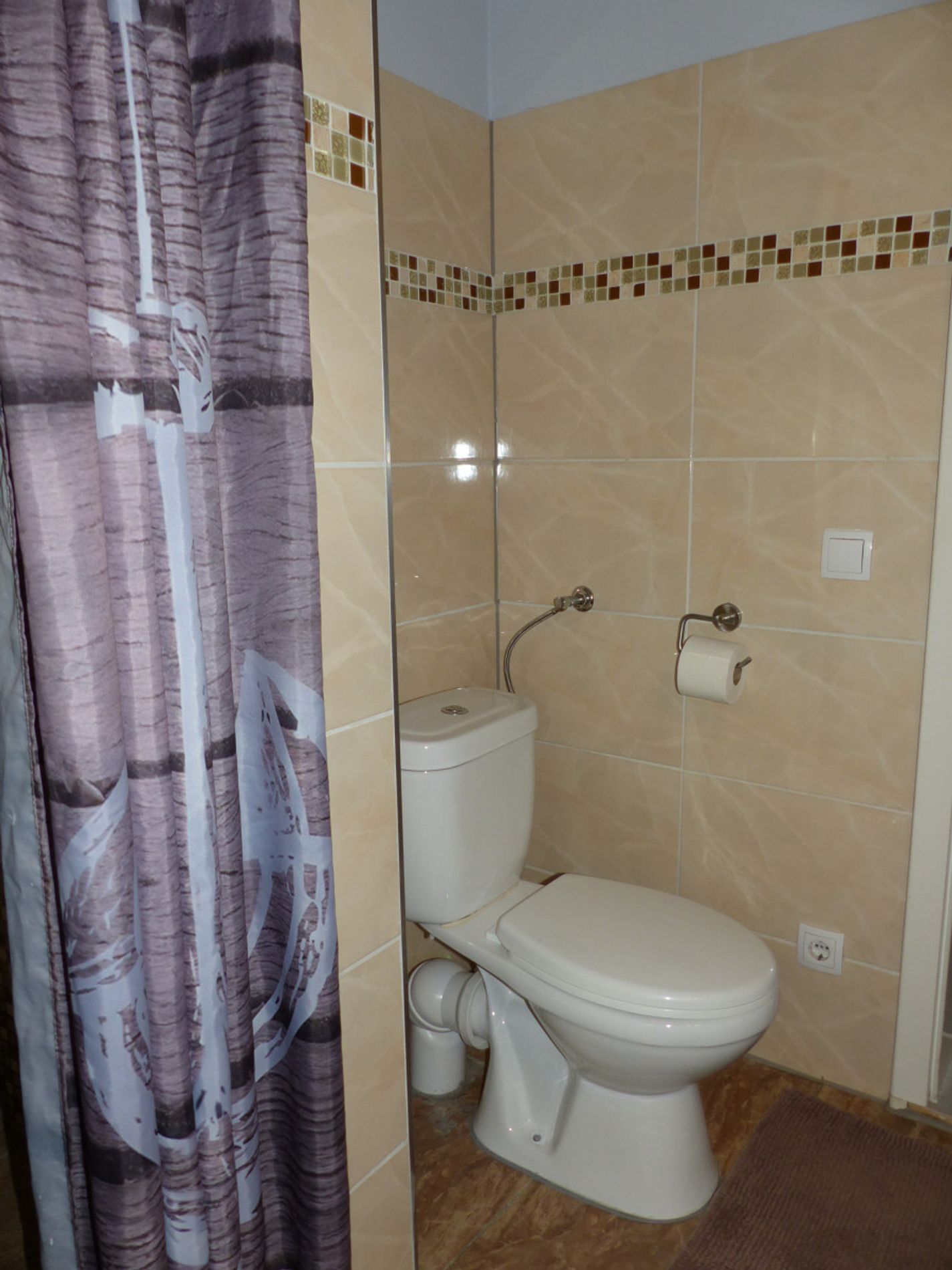 ...sowie DU und WC