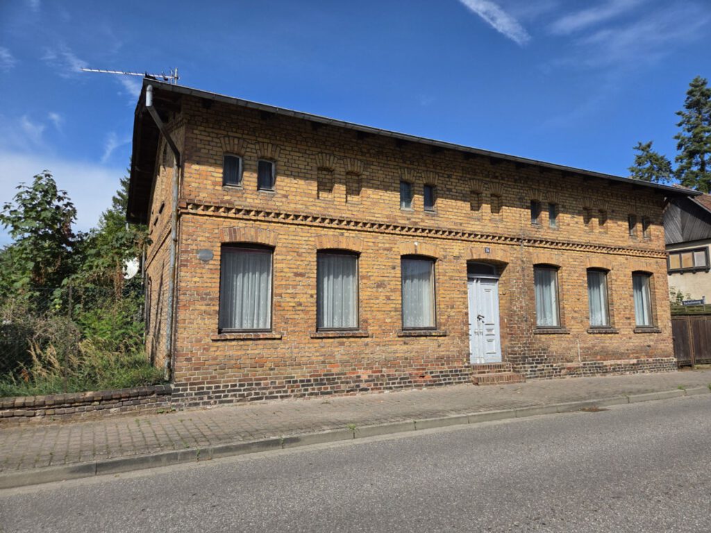 Haus Strassenseite