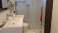 Bad mit Dusche EG