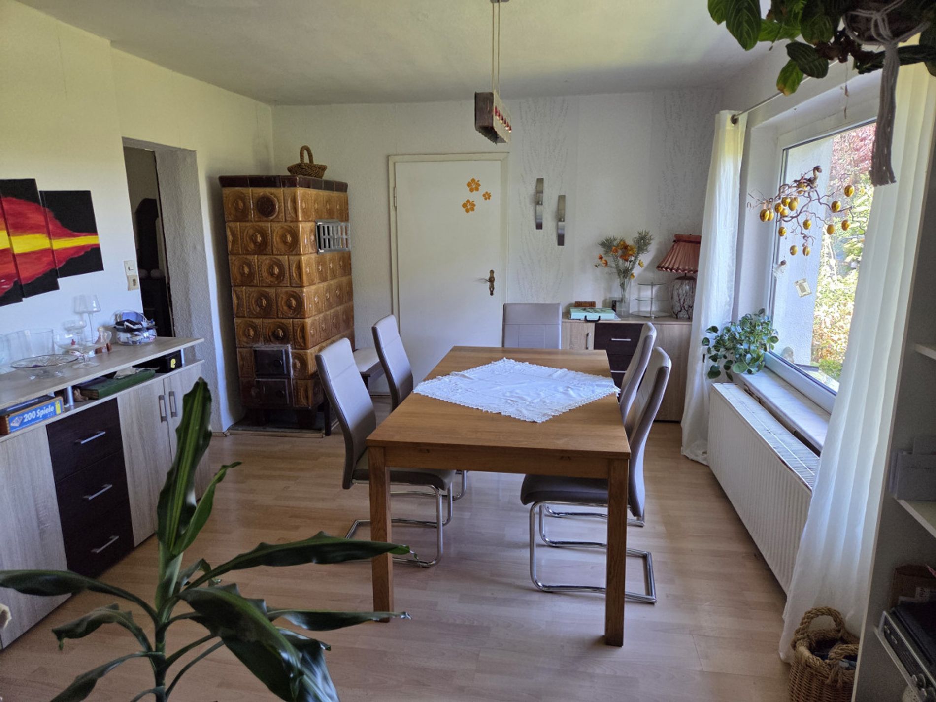 Wohnzimmer vord. Teil