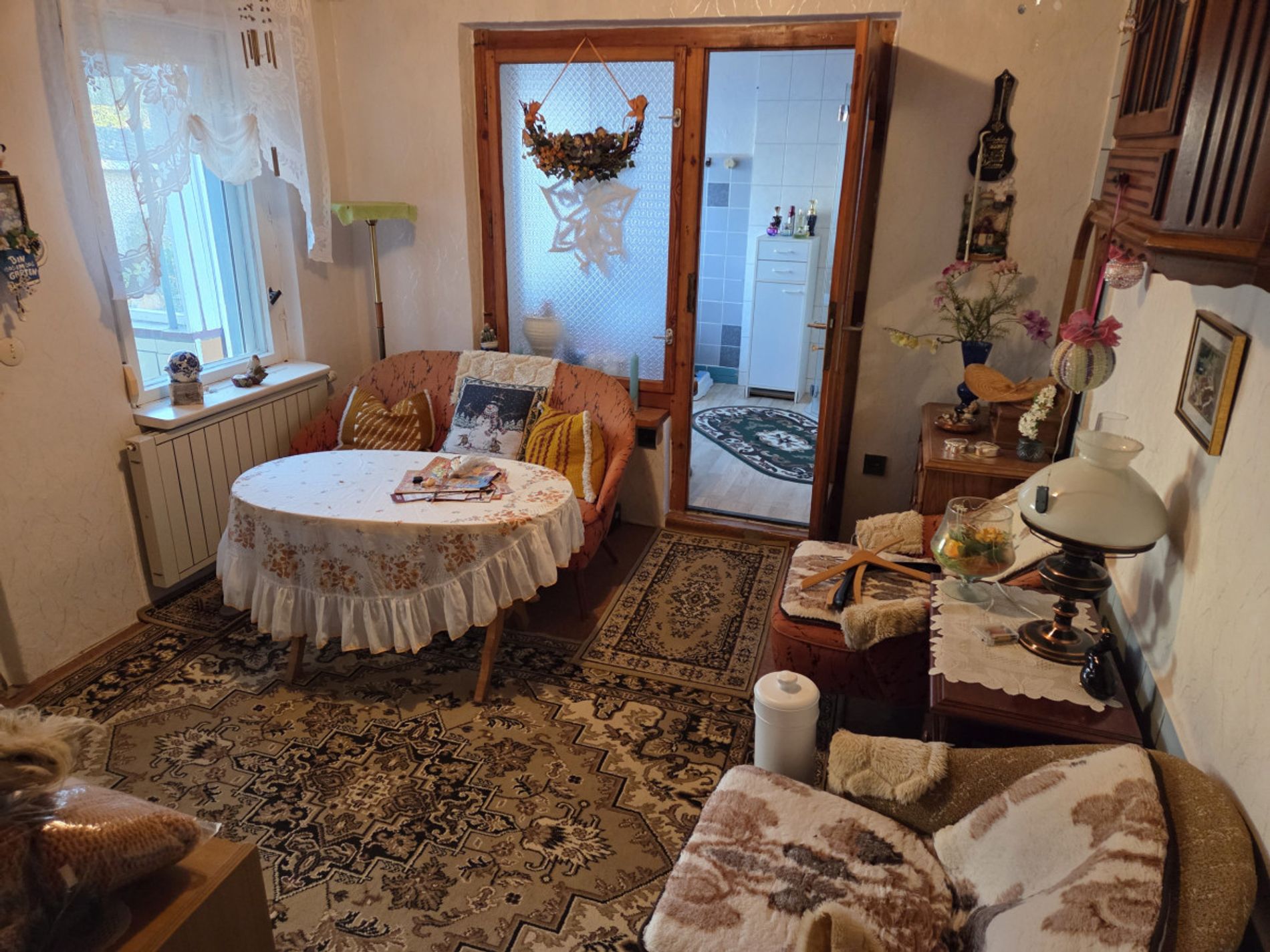 Diele zw. Küche und Bad