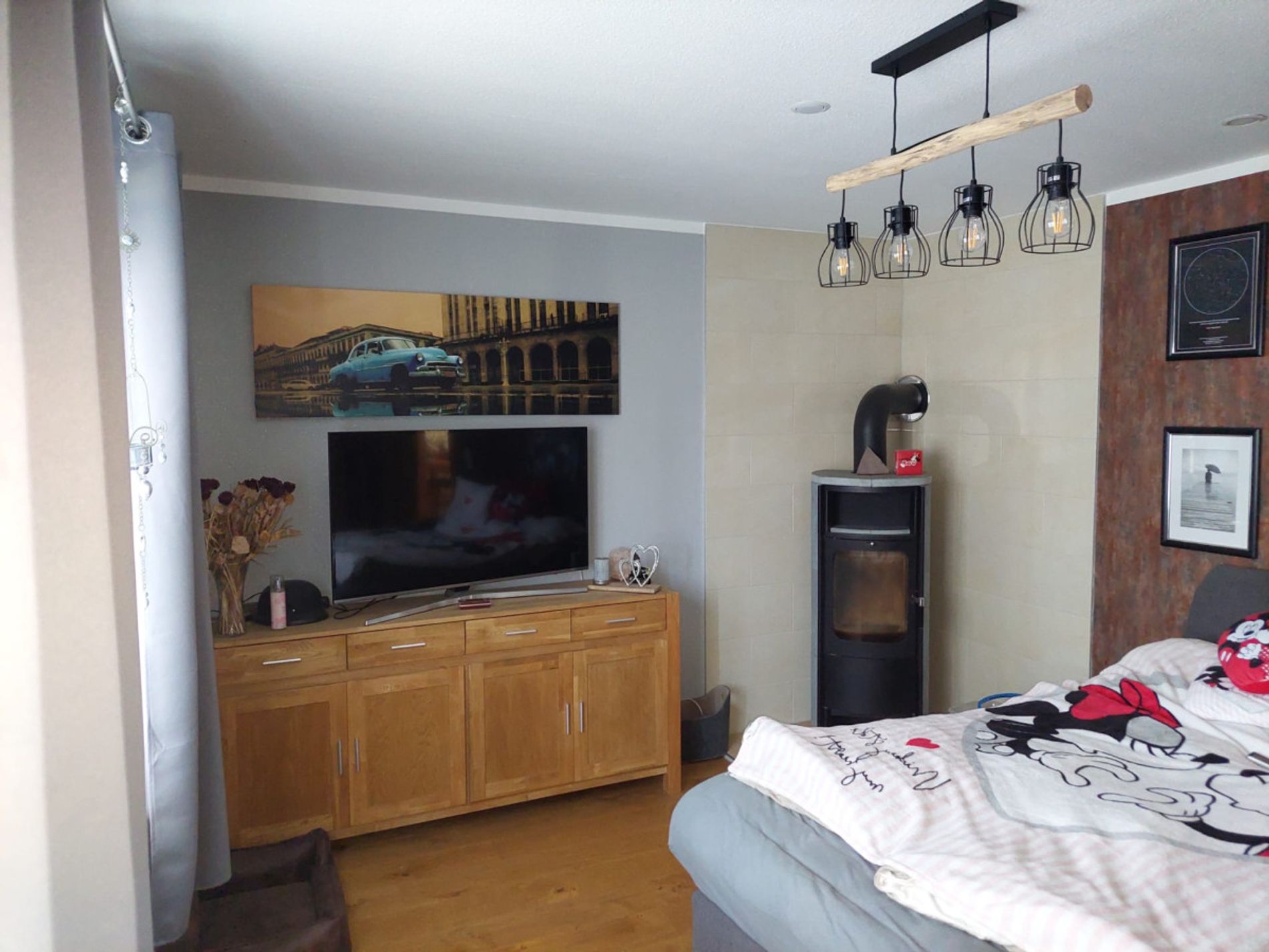 SChlafzimmer/2. WZ EG