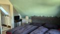 Schlafzimmer OG