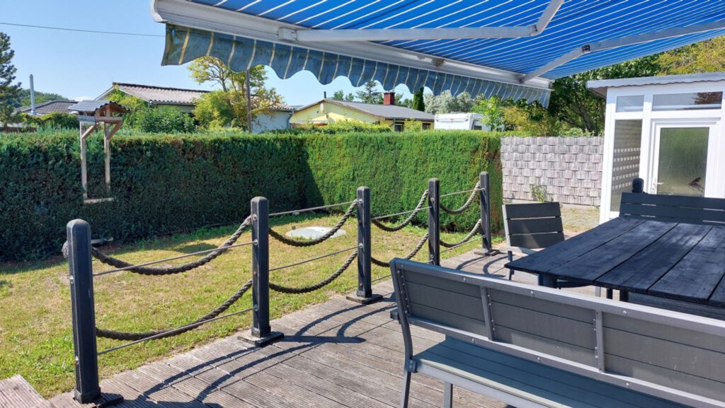 Terrassenblick aufs Grundstück