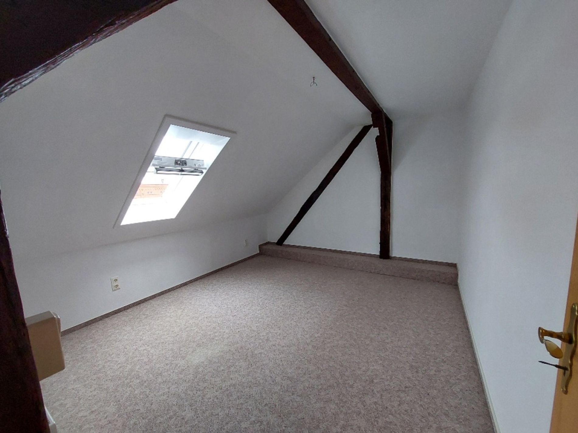 Schlafzimmer DG vor Miete