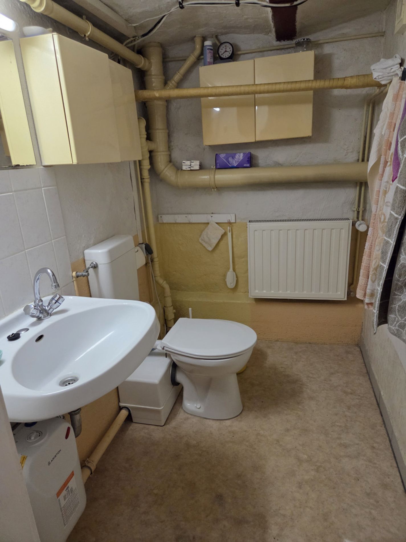 Gäste WC im Keller