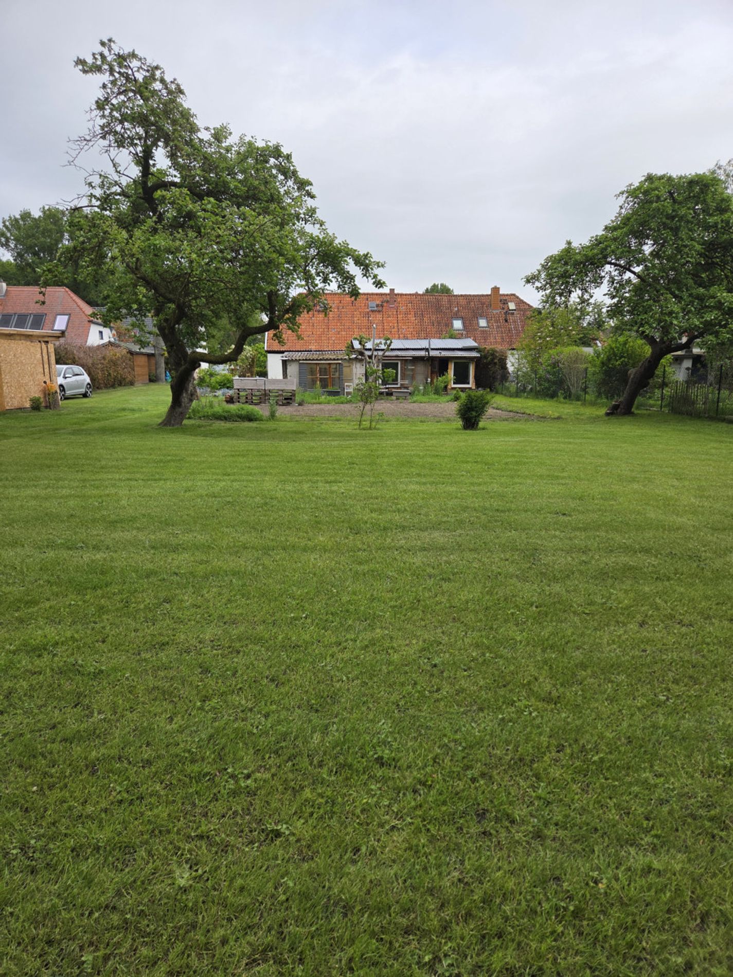 Grundstück mit Haus