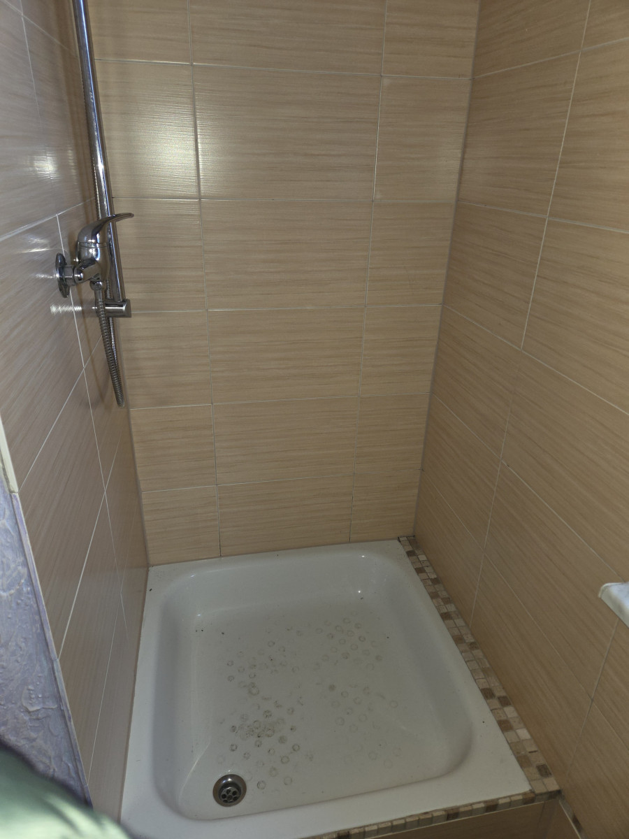 .......Dusche