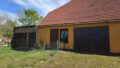 Haus mit angebauter Scheune