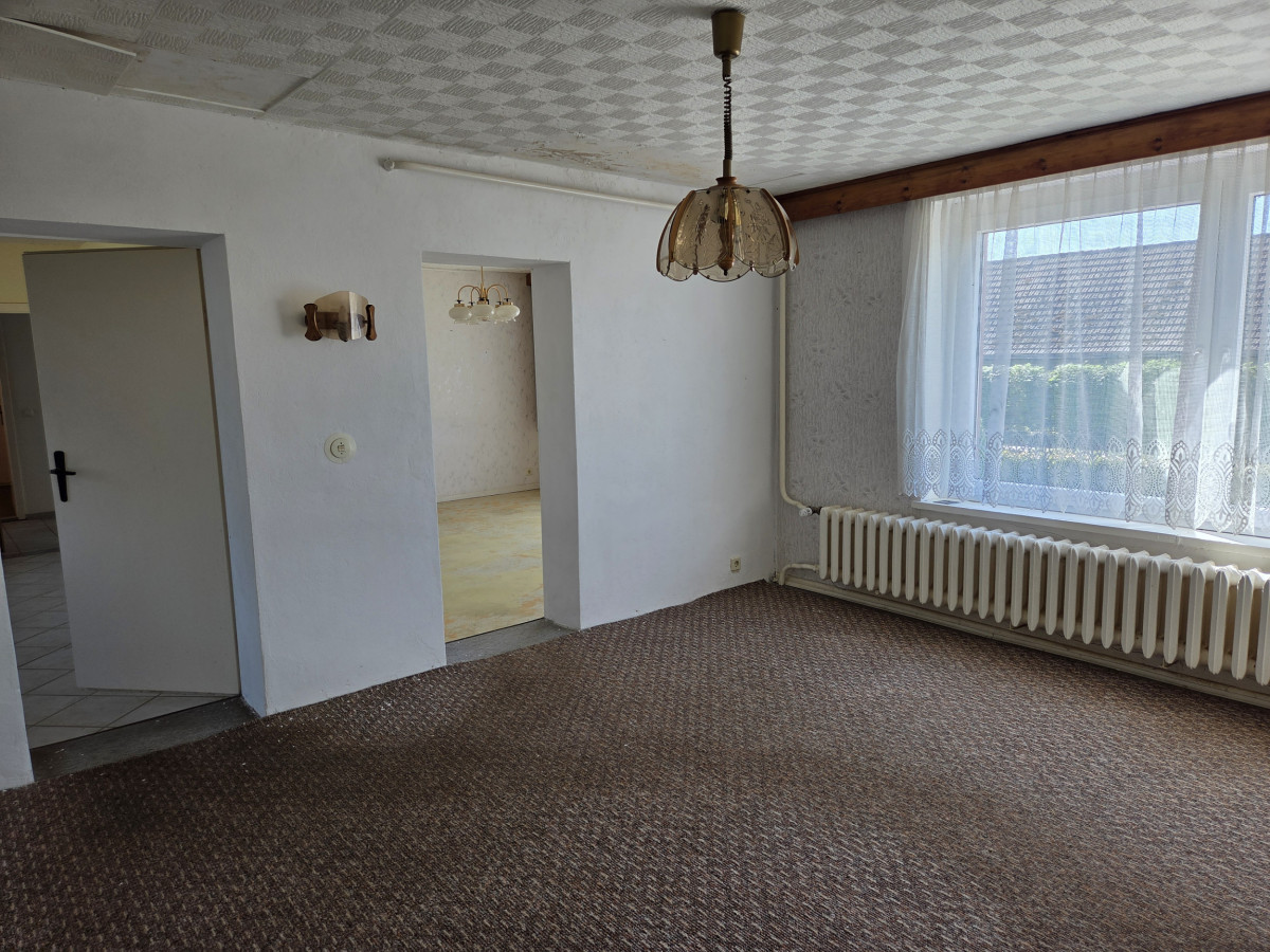 Zimmer über Garage