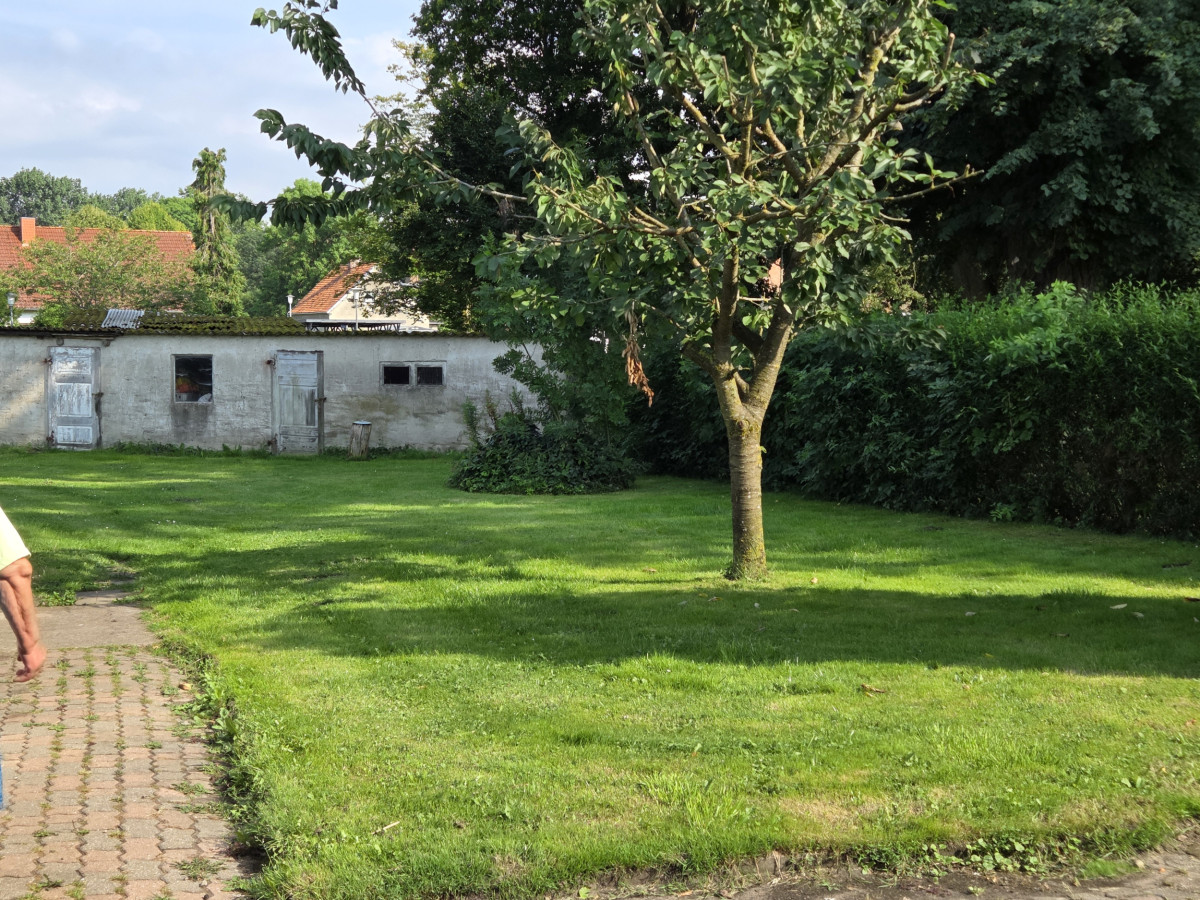 Außenberich rechte Giebelseite