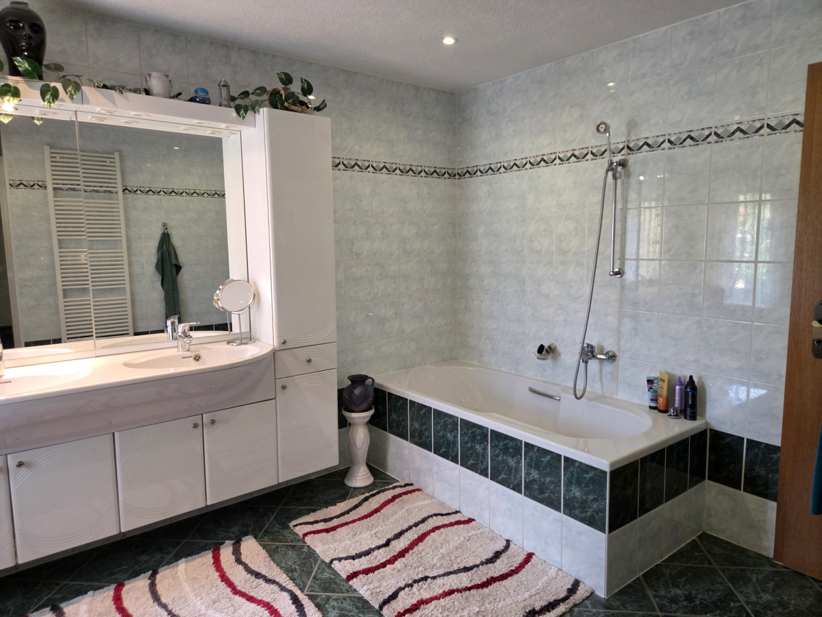 Badezimmer EG