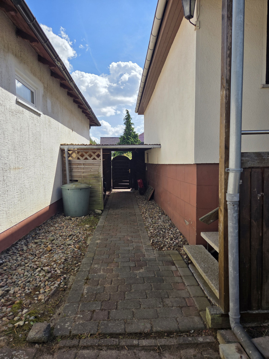 Zugang zum Grundstück