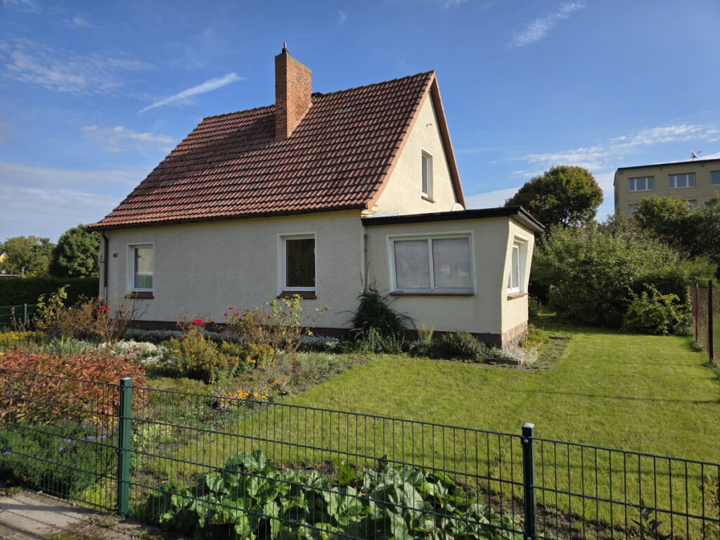 Straßenansicht