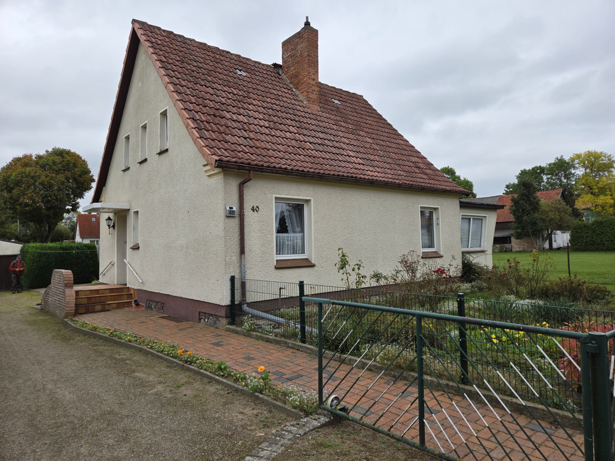 Straßenansicht
